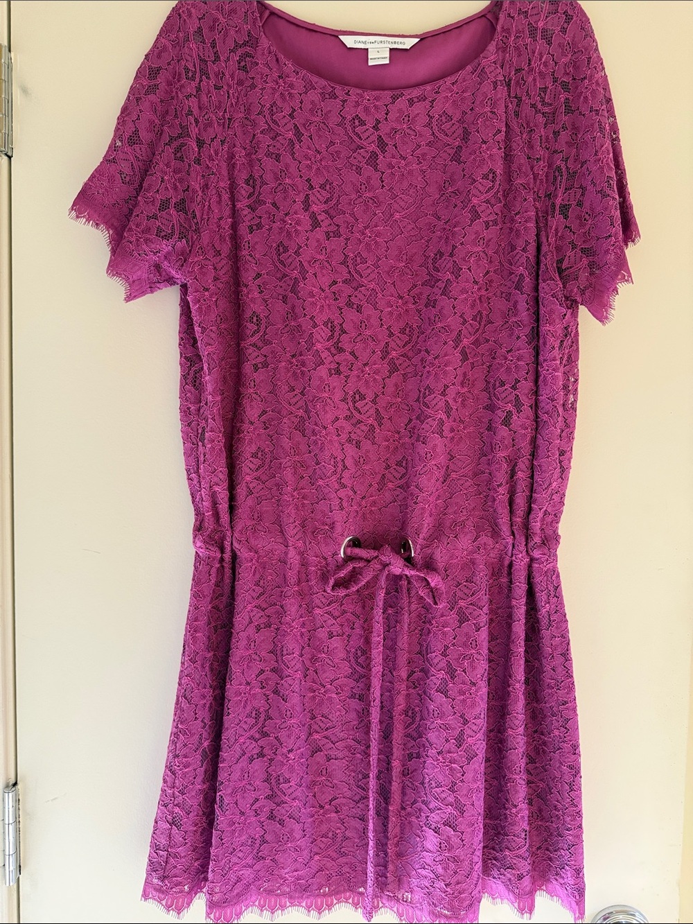 Diane Von Furstenberg Magenta Lace Tie-Waist Mini Dress Size L
